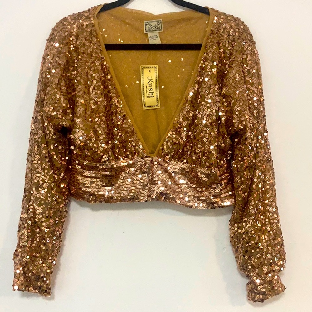 NWT Kushi gold sequin bolero/crop coat perfect😍💎